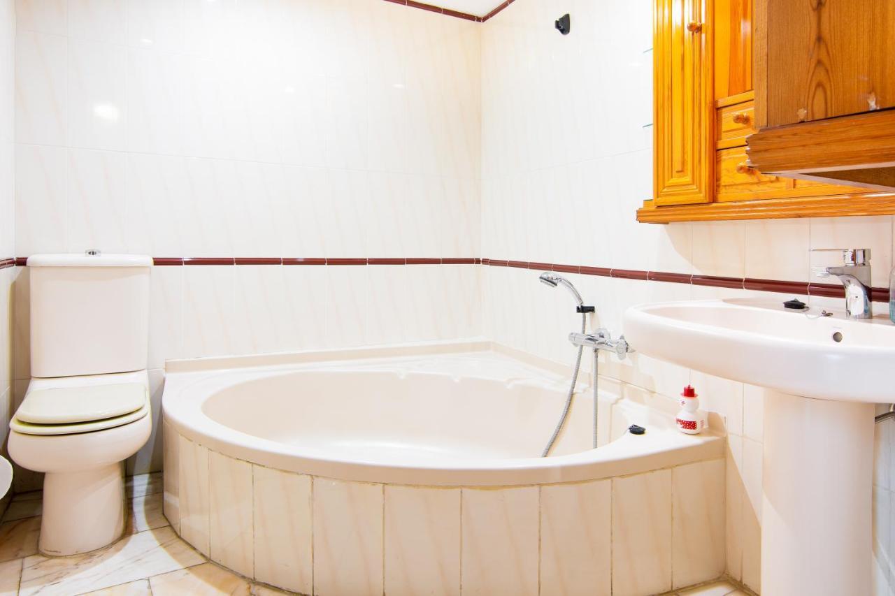 Casa Lola Centro De Nerja Villa ภายนอก รูปภาพ